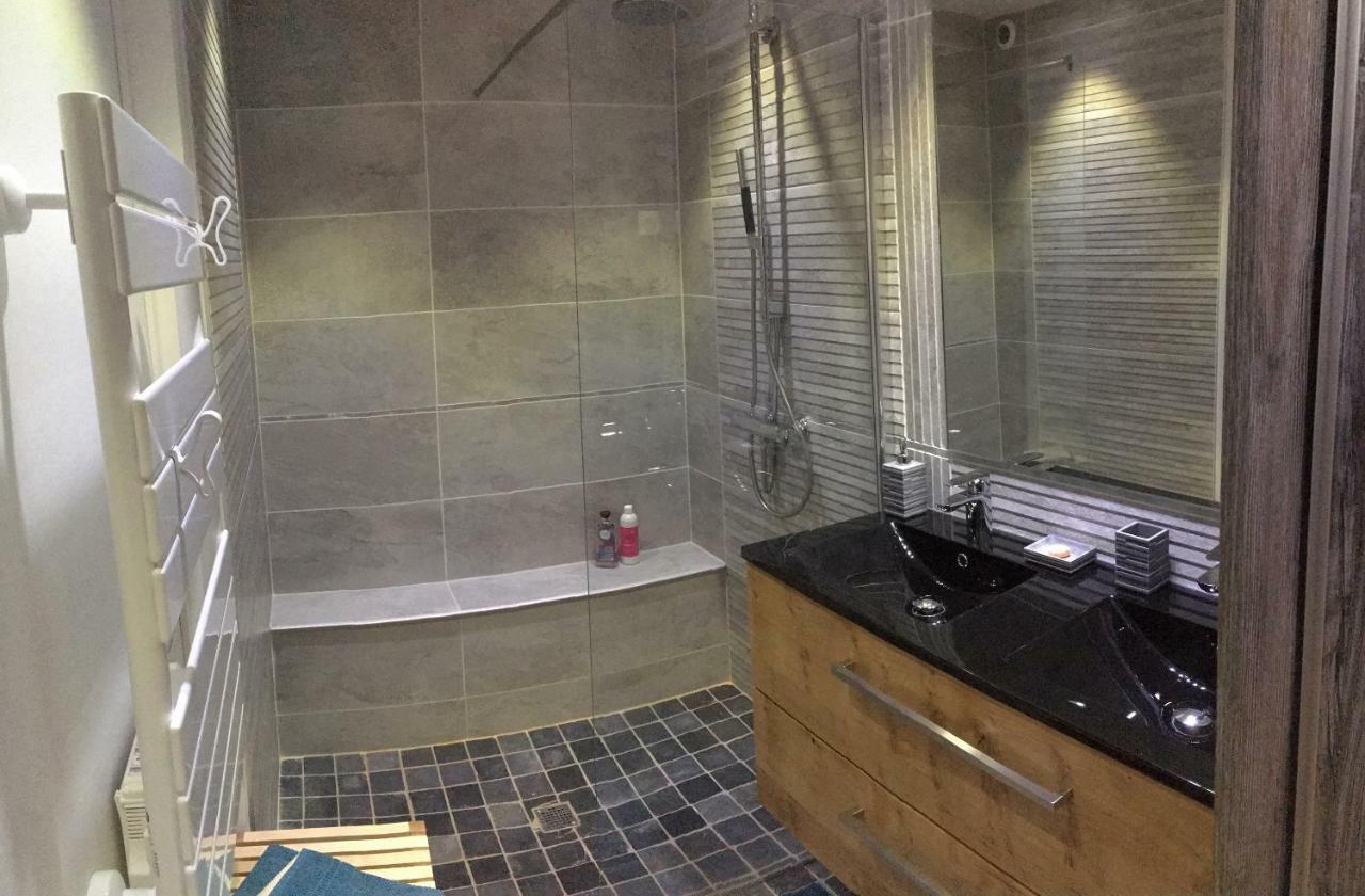 Appartement Ti Laouen Karaez à Carhaix-Plouguer Extérieur photo